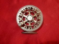 Hardy Ultralite CA DD 5000 -perhokela, Titanium -Halpa Perhonsidonta kauppa DSCN1084